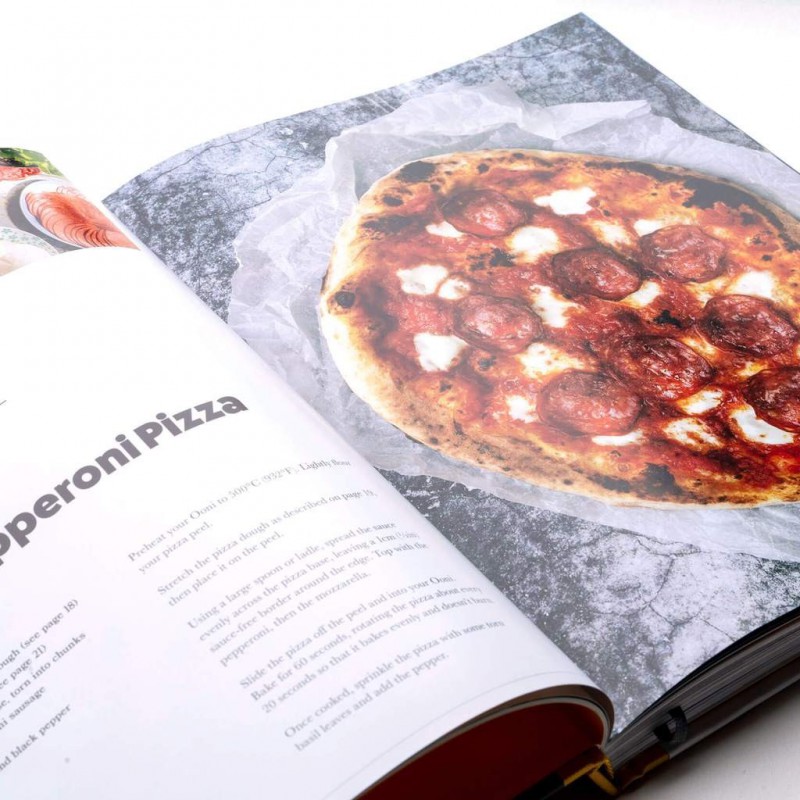 Książka "Cooking with Fire"